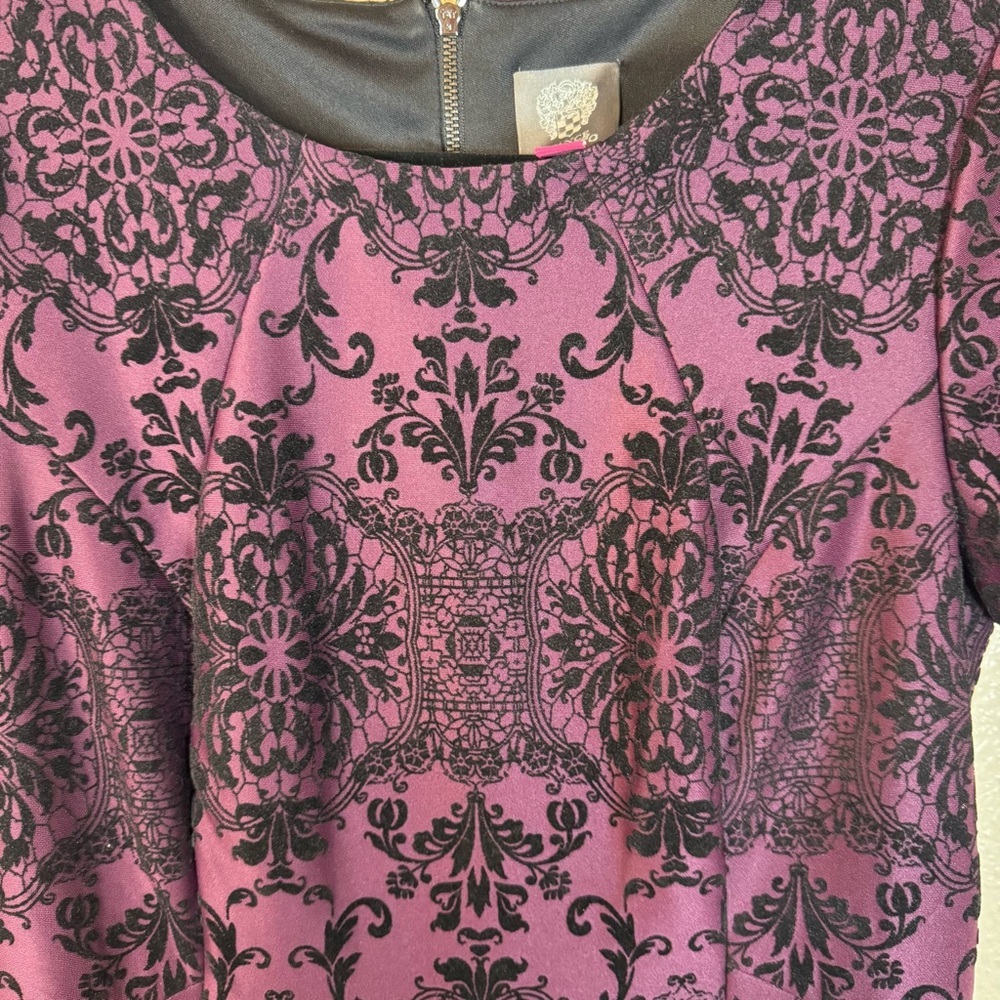 Vince Camuto Burgundy and Black Damask Dress - Picture 4 of 10